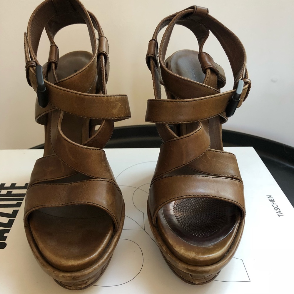 Bótega veneta  brown leather shoes